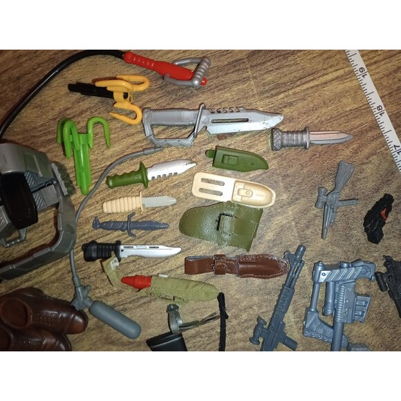 Hasbro Cool Mixed G.I. Joe Lot 12" - Scuba Camo Weapons 90s 2000 Vintage Gift - Picture 6 of 16